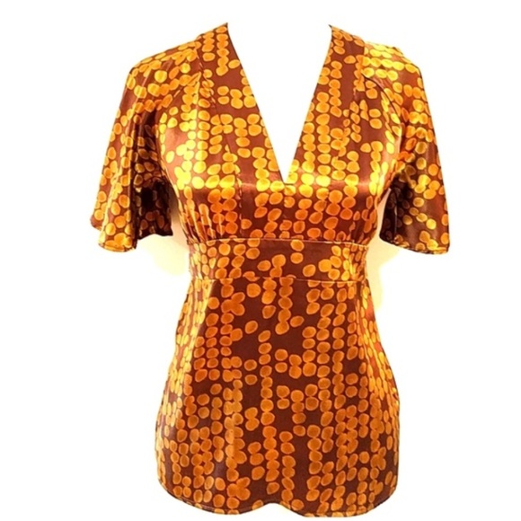 NY&Co Bronze Gold Chocolate Flutter Sleeve Top - Picture 6 of 6